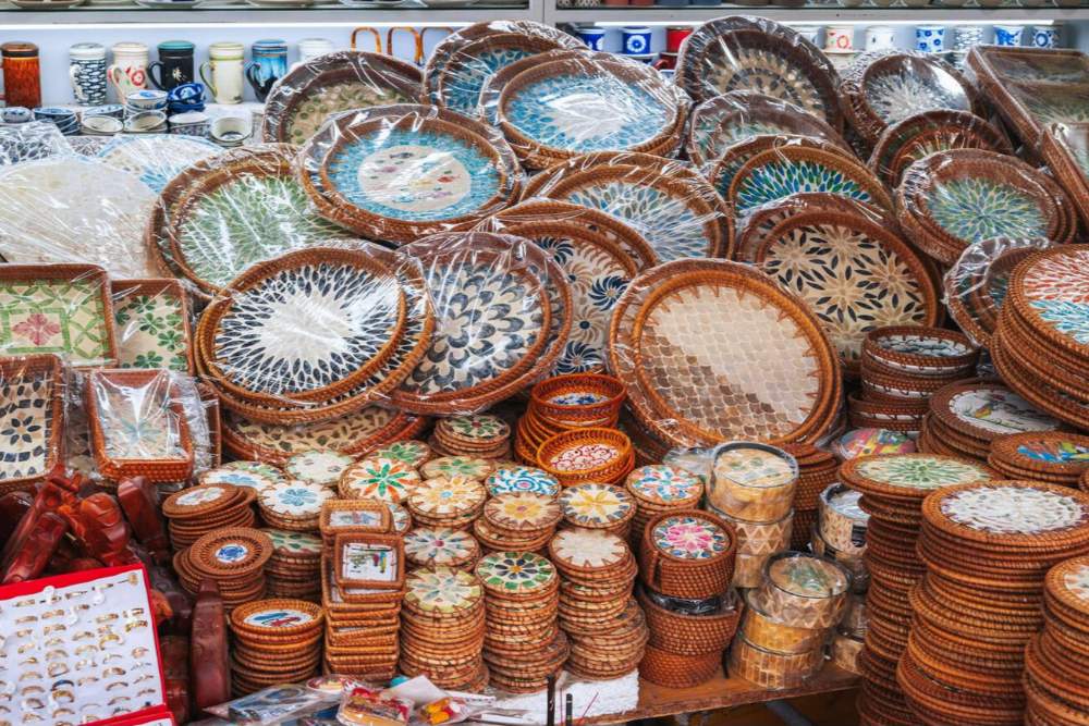 מוצרי קש ומבו